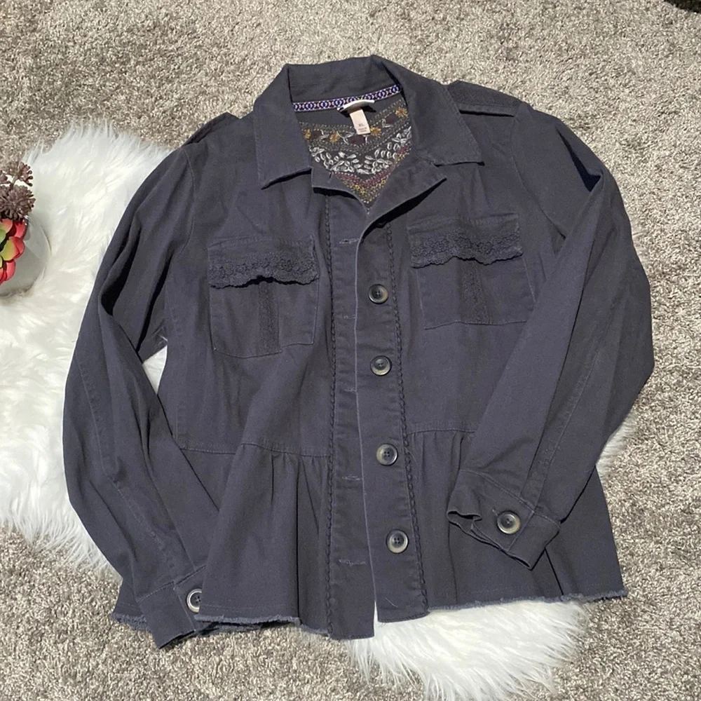 Embroidered Know Rose Lightweight Jacket - Picture 1 of 6